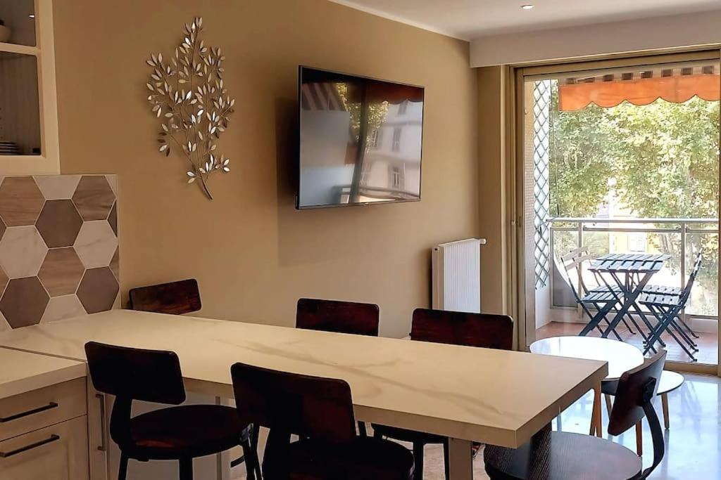 Immeuble Le Regency, Appartement 4 Pieces, 80 Metres De La Plage Menton Exterior foto